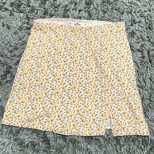 Ultra high rise floral mini skirt